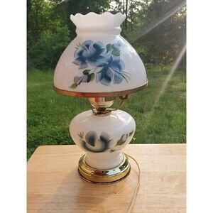 Vintage Milk Glass‎ Hand Painted Blue Flowers Lamp Excellent condition